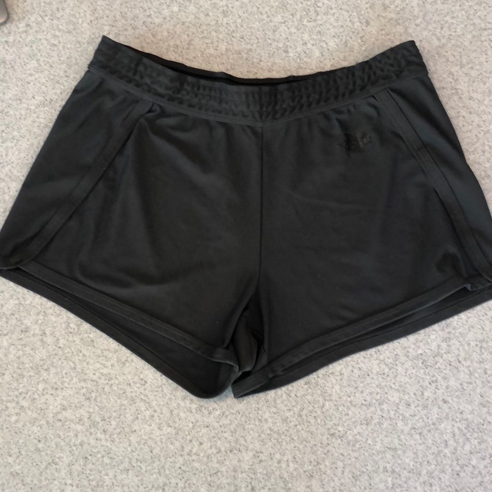 The North Face Active Shorts Sz M ✨